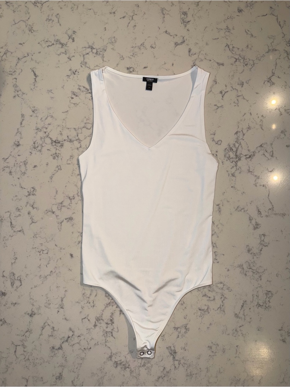 Express Body Contour V-Neck Sleeveless Bodysuits - XS Bundle of 4 - Picture 12 of 15